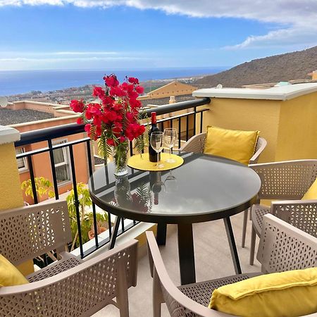 Sunshine Apartment With Sea Viev Адехе Экстерьер фото