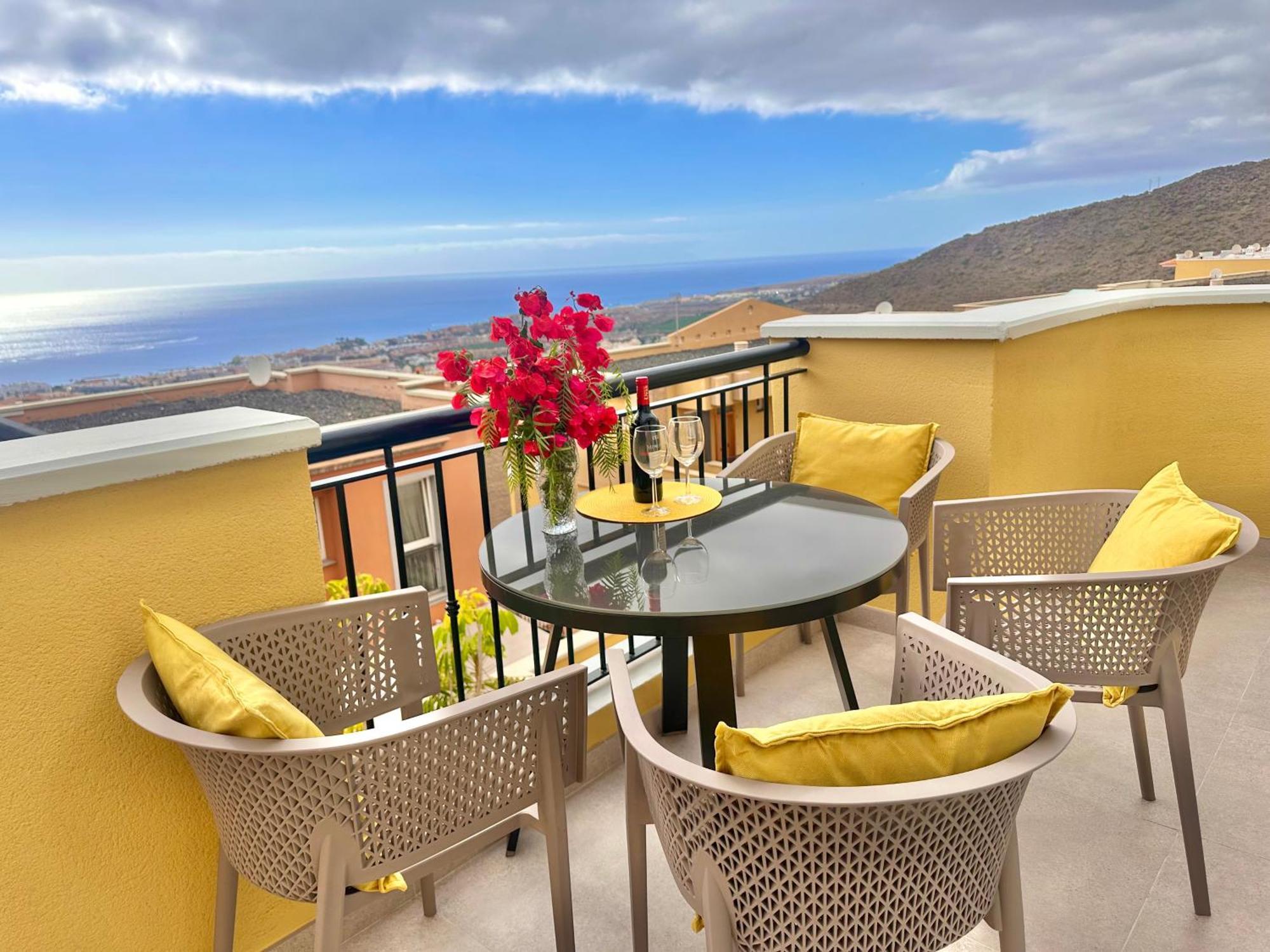 Sunshine Apartment With Sea Viev Адехе Экстерьер фото